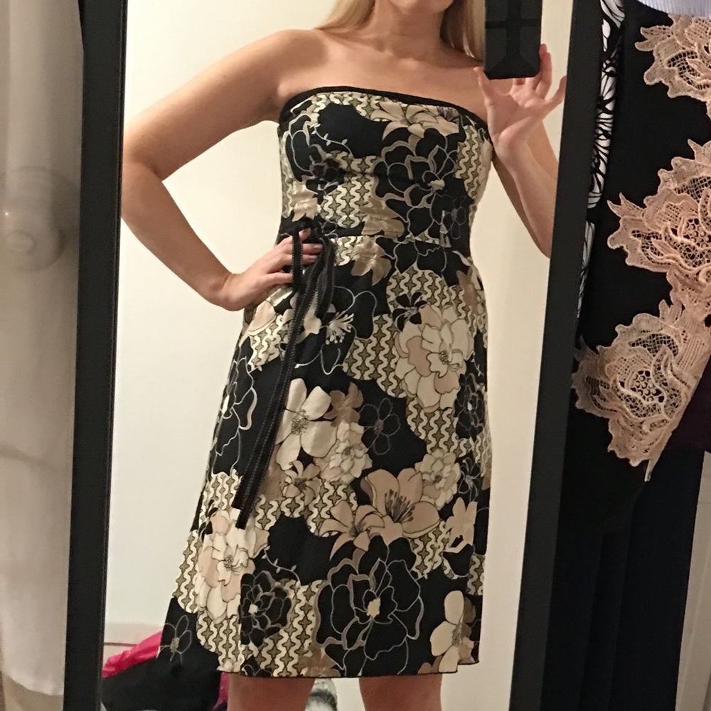 Old Navy strapless flower dress